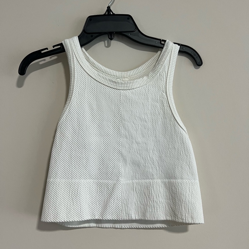Jordyn Jagger Cropped Top. Size 14-16. Perfect Condition.